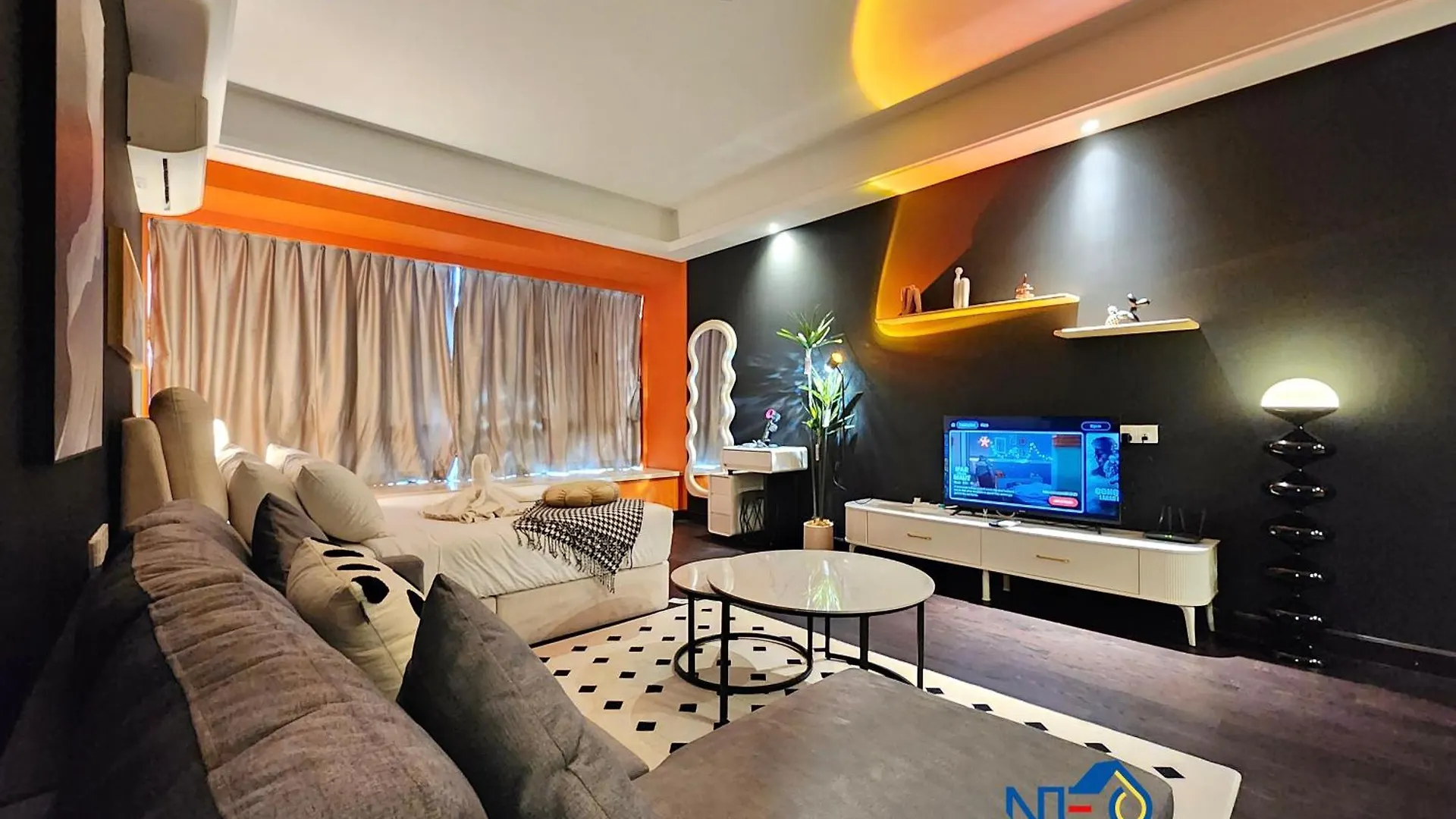 R&F Princess Cove Designer Suites By Neo location