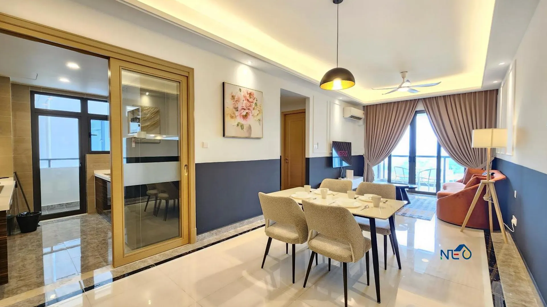 ג'והור בהרו R&F Princess Cove Designer Suites By Neo 0*, ג'והור בהרו